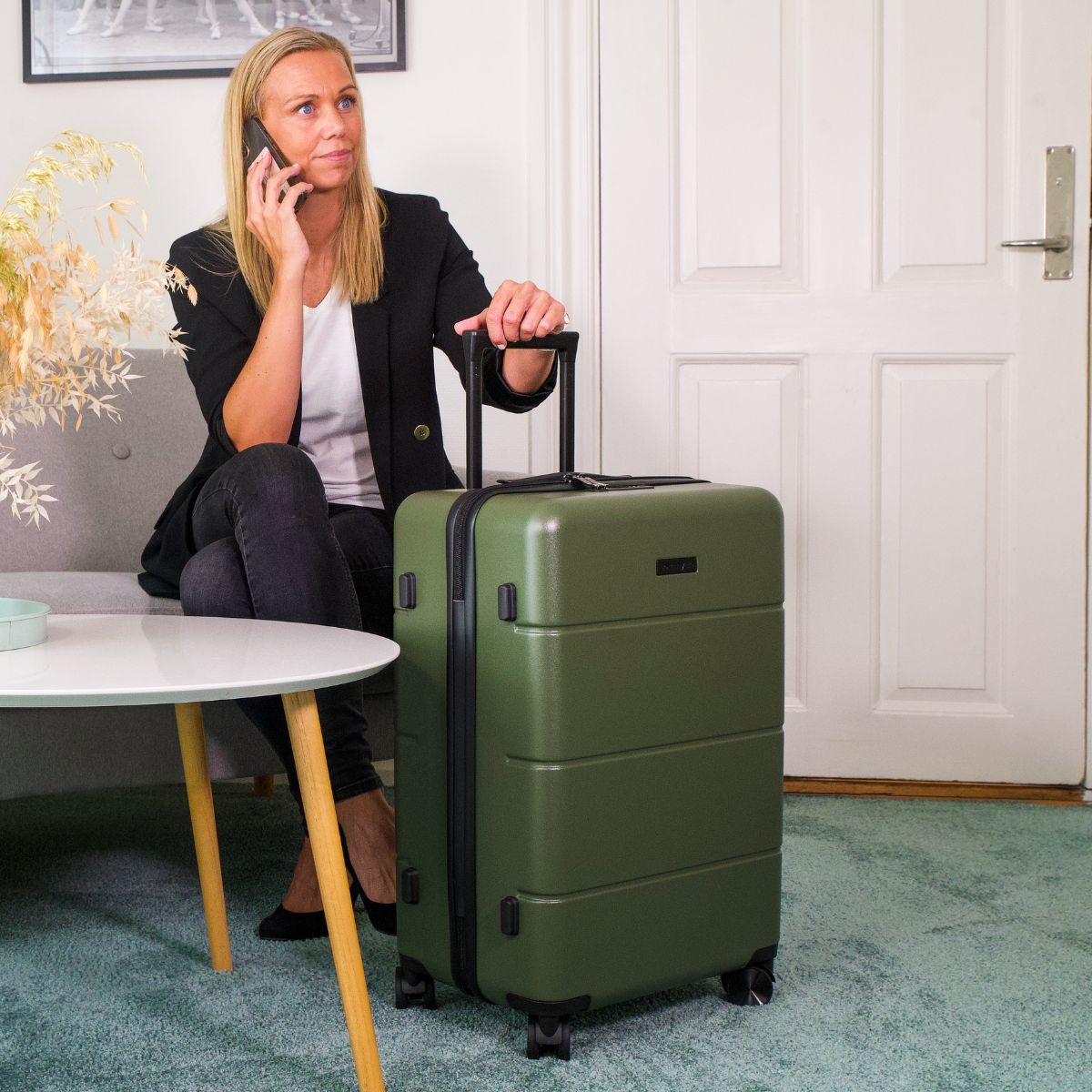 Grøn Grön Groen = Kvinde med Grøn Journeylife explorer kuffert med